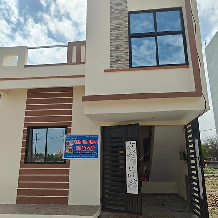Nandi Homes Homestay اوجاين المظهر الخارجي الصورة